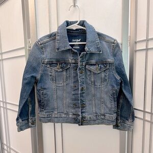 Never Worn! Girls size 6/7. Jean jacket.